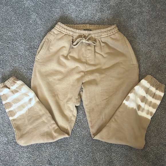 TALENTLESS Pants - NWOT Talentless Beige Tie Dye Sweatpants